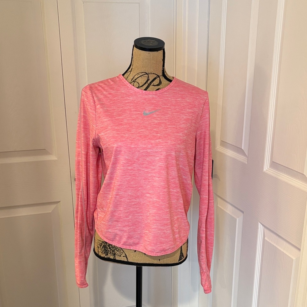 Nike Women's Heathered Pink Long Sleeve running shirt